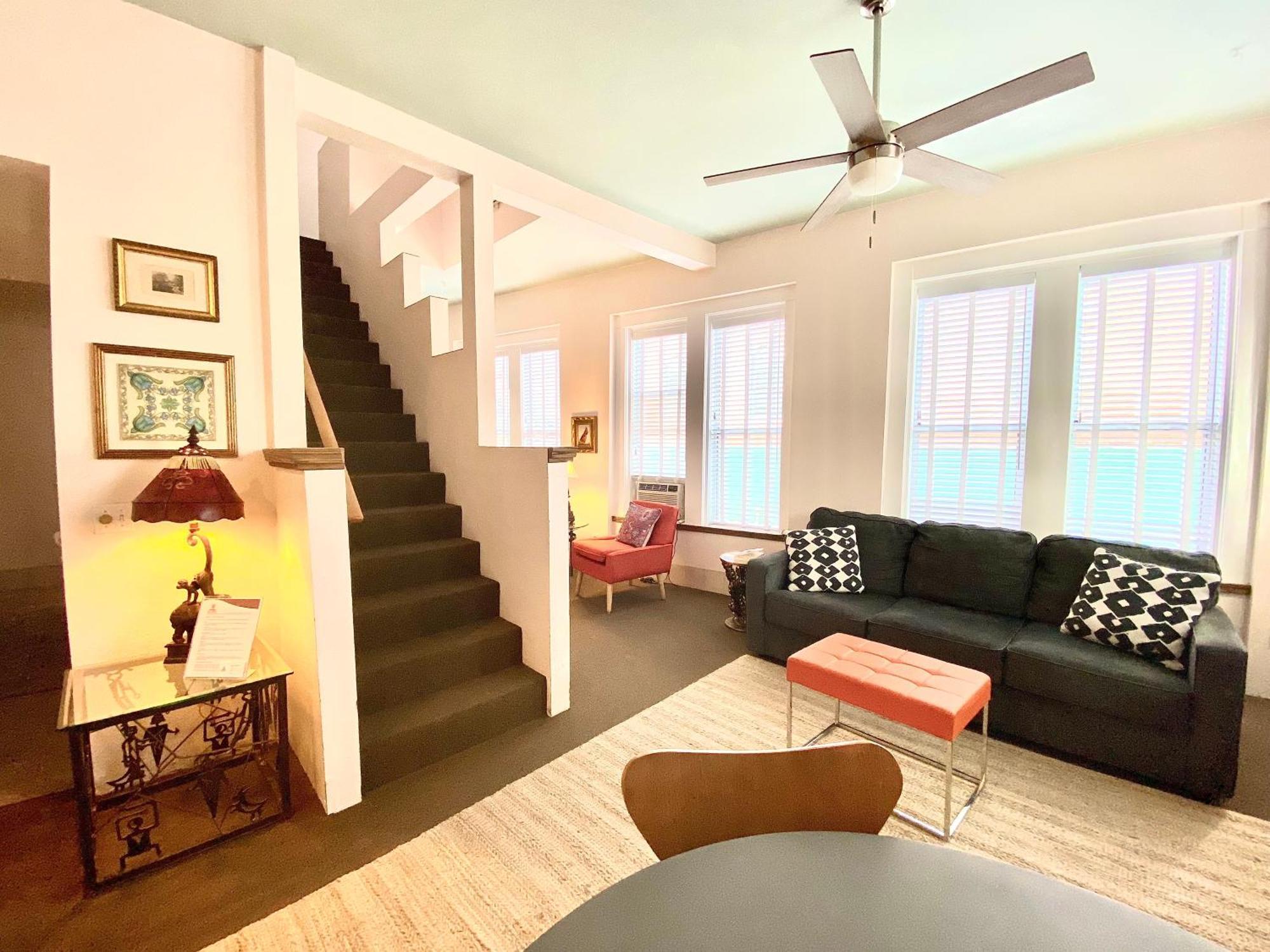 Bisbee Brownstone Suites Kamer foto