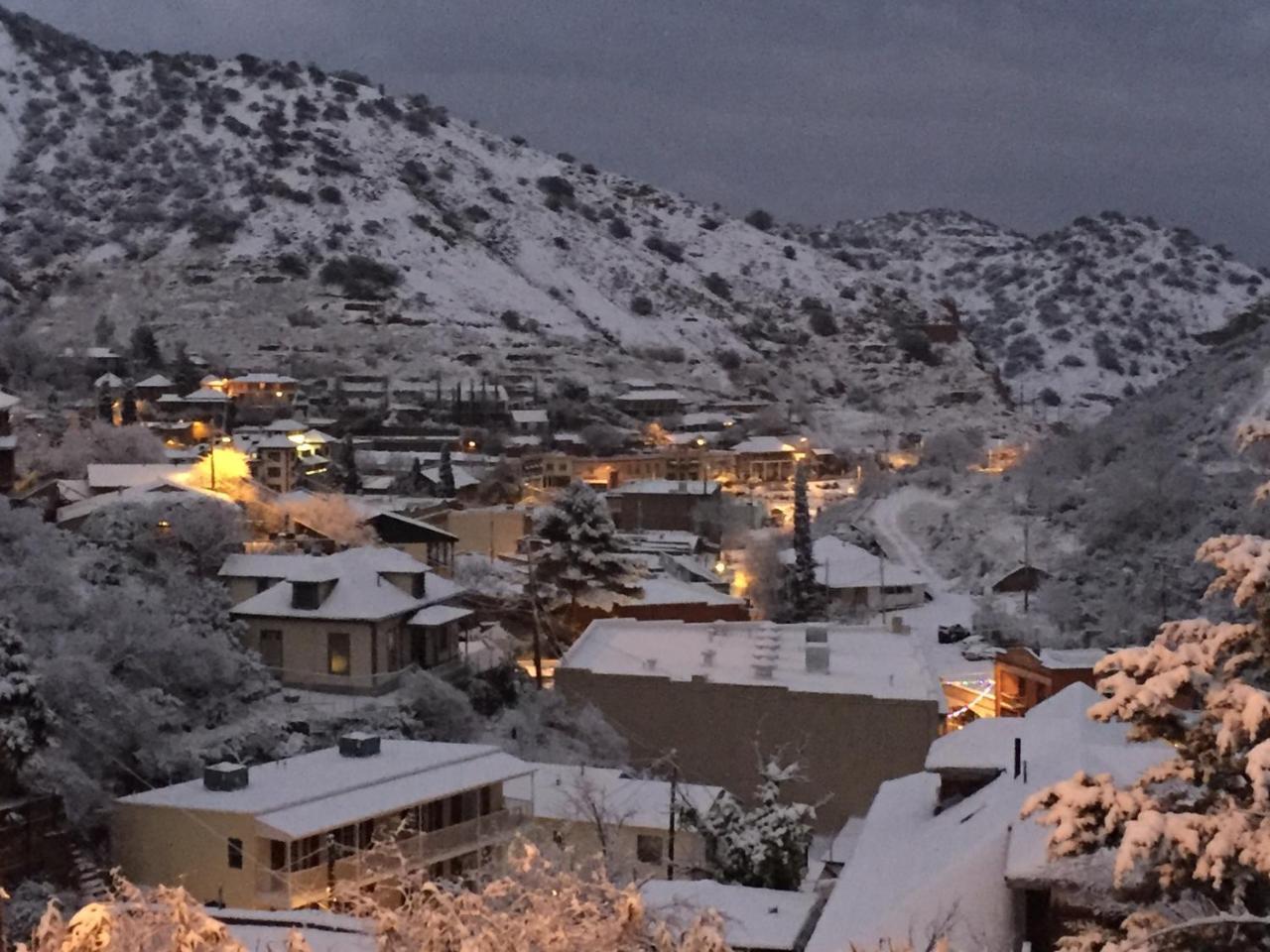 Bisbee Brownstone Suites Buitenkant foto