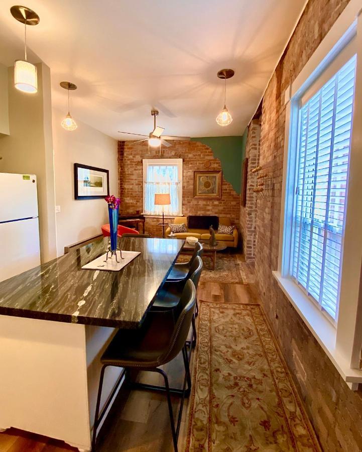 Bisbee Brownstone Suites Buitenkant foto